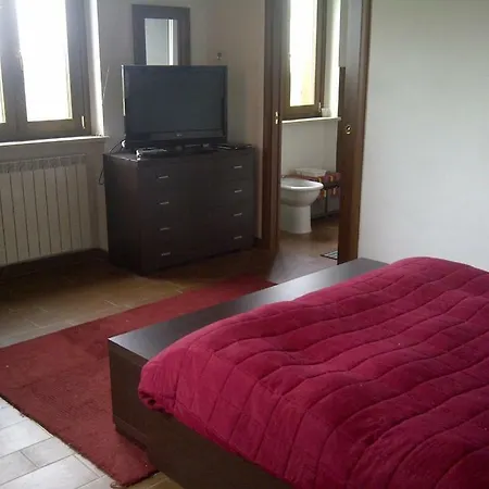 La Casa Rossa Villa Collevecchio (Lazio)