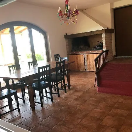 La Casa Rossa * Collevecchio (Lazio)